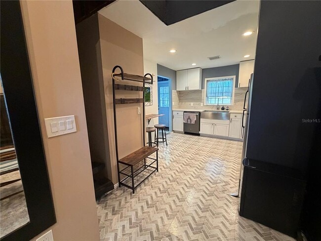 Photo - 2516 3rd Ave S