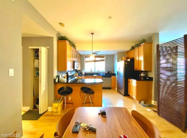 Photo - 900 N 3rd St Unit 900A