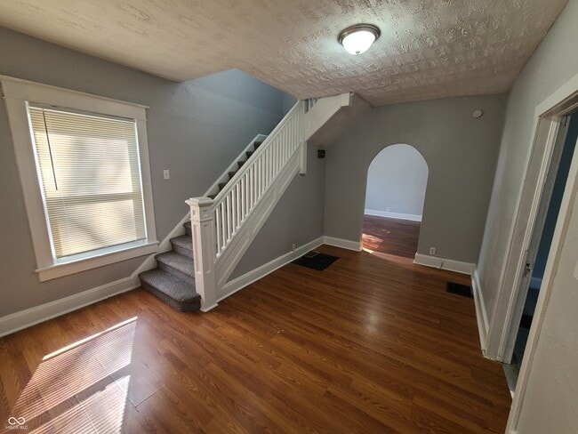 Photo - 4054 Byram Ave