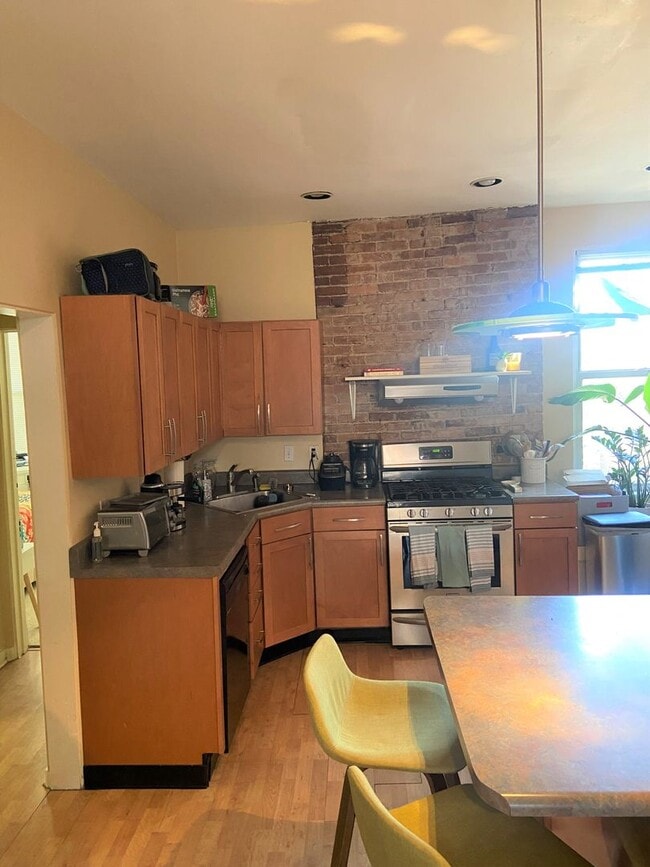 Photo - 655 Maryland Ave Unit #2