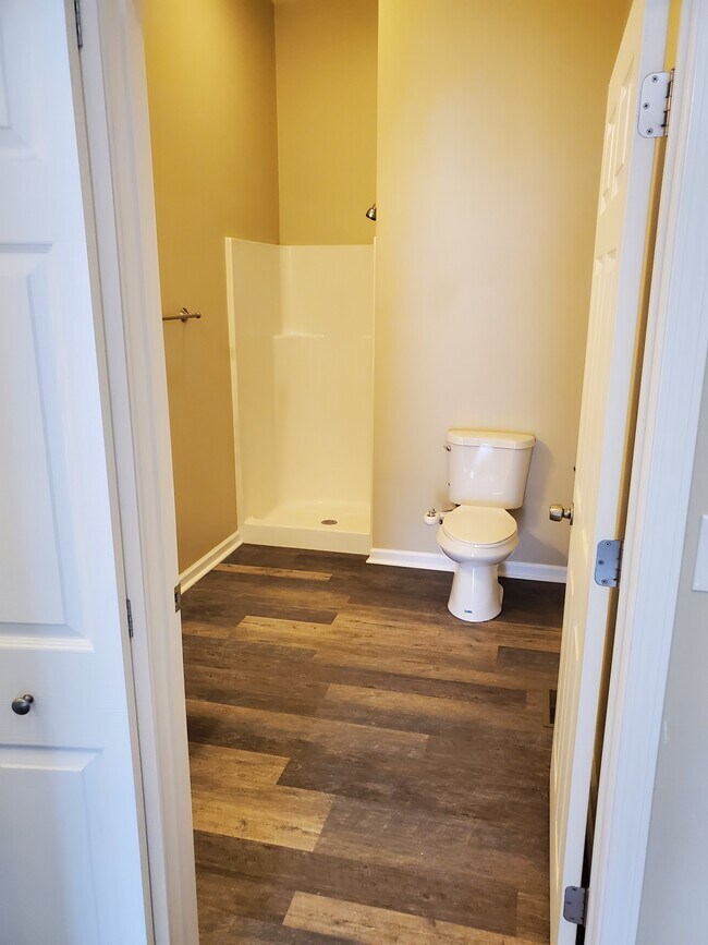 Bathroom - 501 S Osteopathy Ave