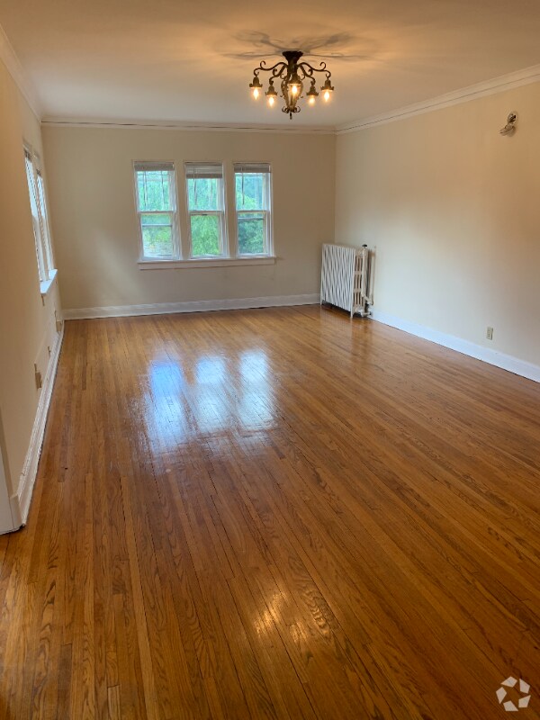 Building Photo - 542 Lincoln Ave Rental