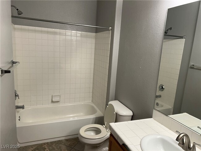 Photo - 1050 E Cactus Ave Unidad 1092