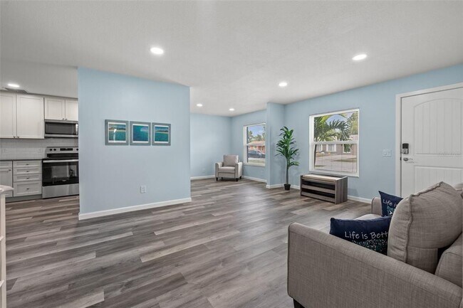 Photo - 2832 47th Ave S