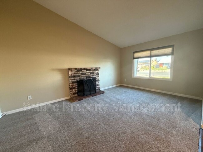 Photo - 905 Pintail Dr