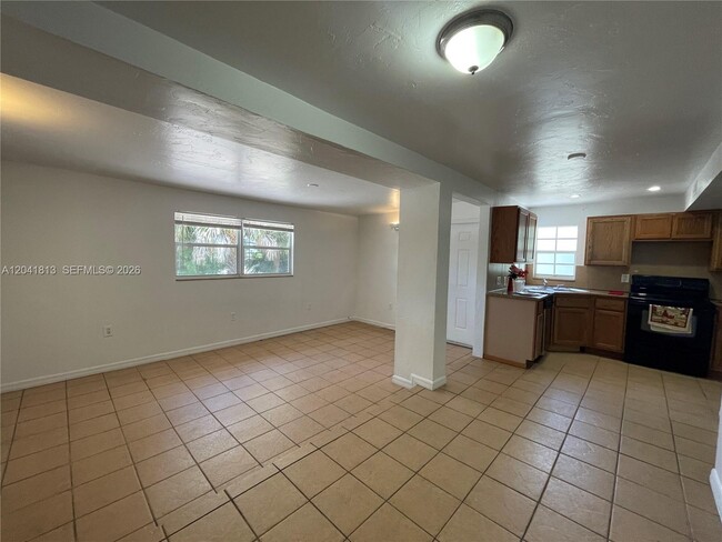 Photo - 804 NW 19th Ter