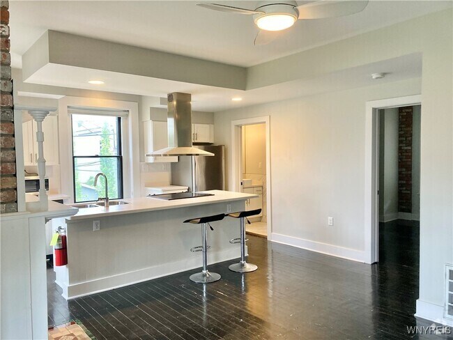 Building Photo - 61 Johnson Park Rental