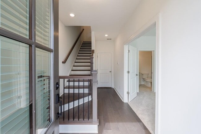 Photo - 510 Healy Dr