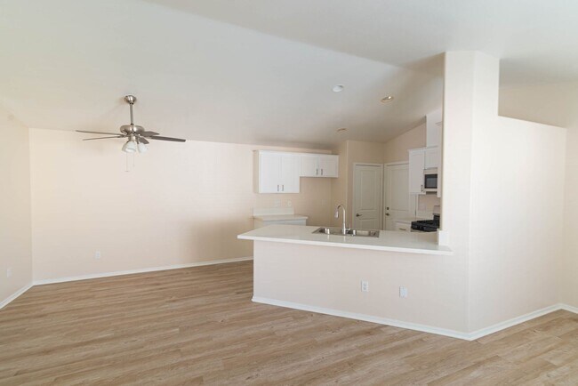 Santa Fe Palms Apartments