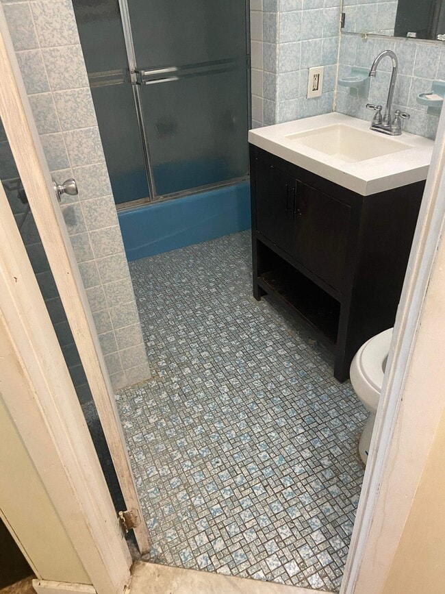 Photo - 638A John F. Kennedy Blvd Unit 1