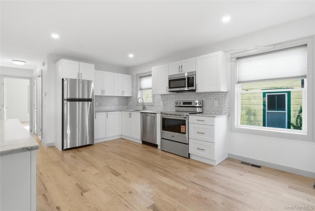 336 2nd St