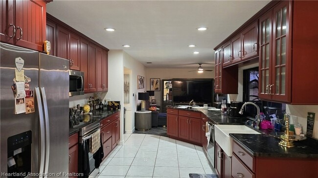 120 Sheppard Rd NW