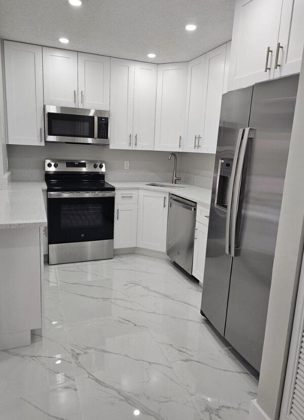 Photo - 4995 Sable Pine Cir Unidad B2