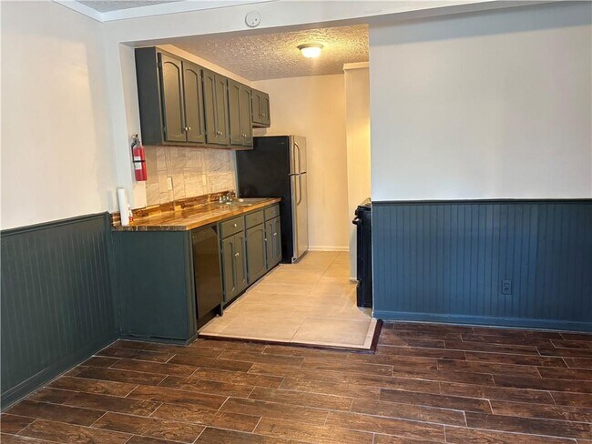 Photo - 1521 Mims St SW