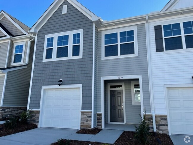 Building Photo - Olde Town Rental