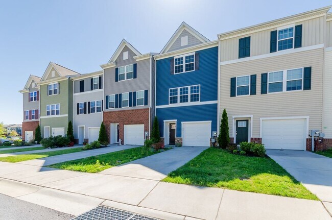Photo - 172 Drexel Ct