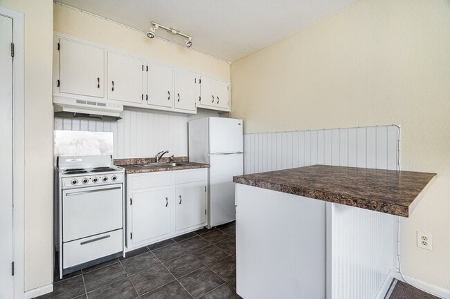 Photo - 18 Fairfield Ave Unit 7