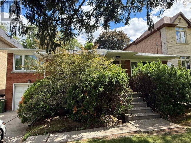 Photo - 119 Caribou Rd