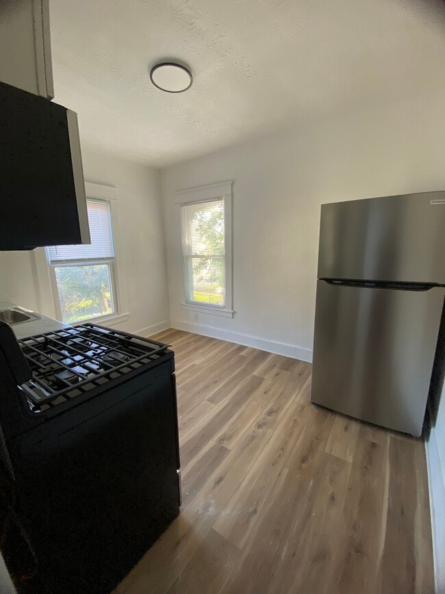 Photo - 521 N 33rd St Unidad 3