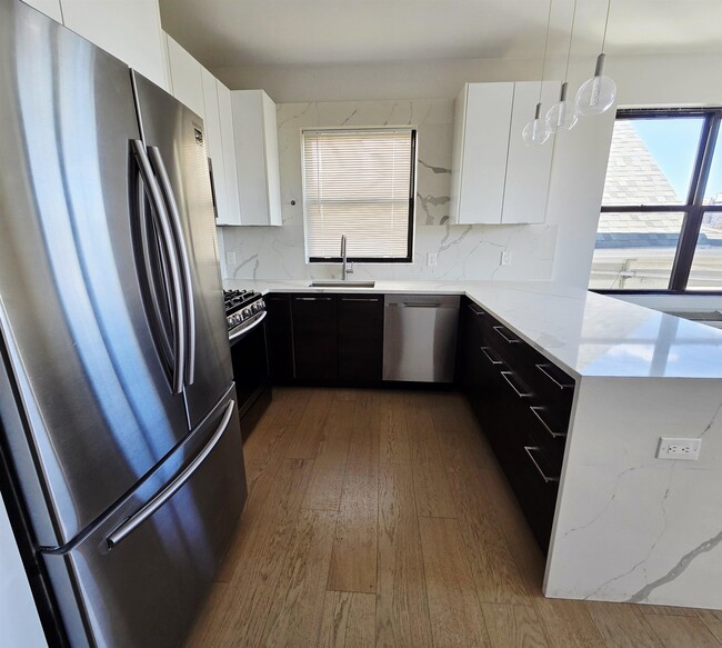 Photo - 6809 Palisade Ave Unidad 302