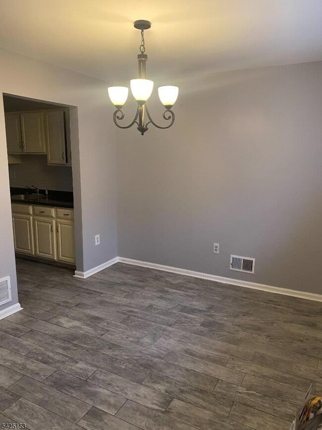 Photo - 7 Rutgers Dr Unit 7