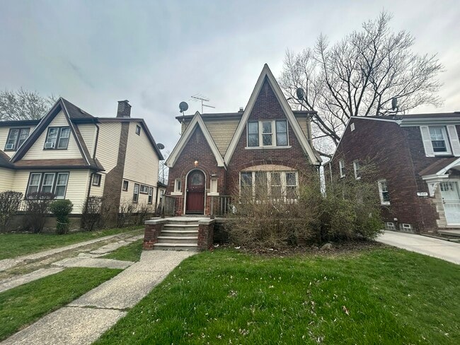 Photo - 4401 Buckingham Unidad #2 Rental