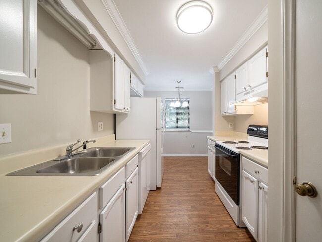 Photo - Gorgeous 2 Bedroom, 2.5 Bath Townhome in N Raleigh, Lot of updates!  Pet Friendly!