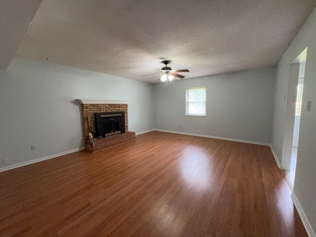 Photo - 110 Birch Rd