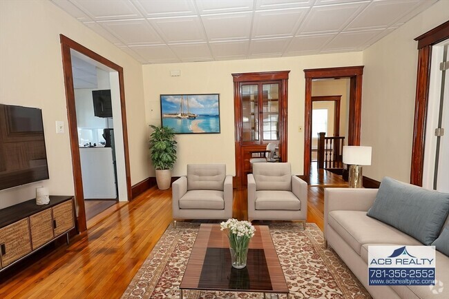 Building Photo - 18 Pacific St Unit 4 Rental