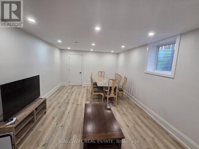 Photo - 1756 Bridewell Ct