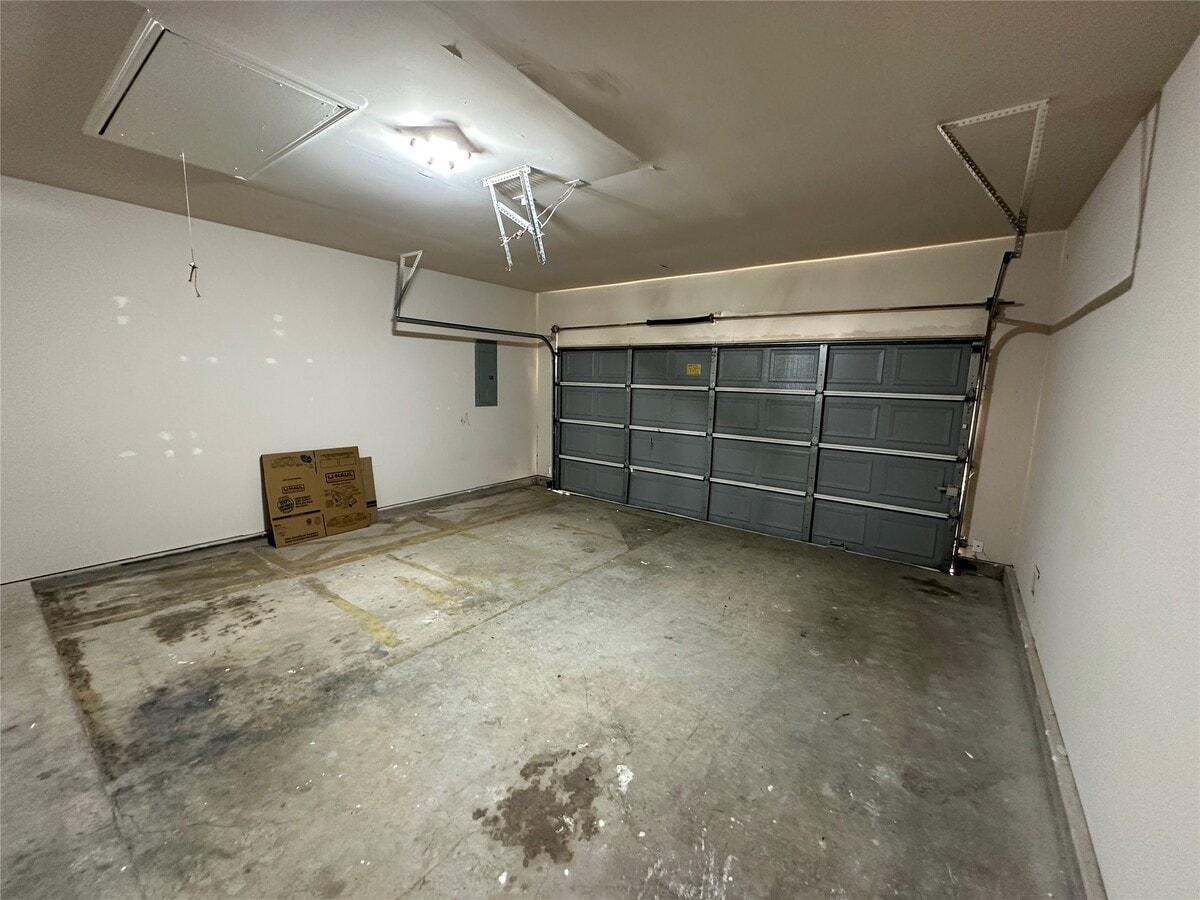 Photo - 19514 Brook Village Rd