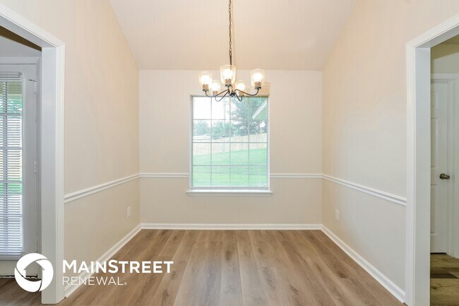 Photo - 7473 Beauregard Cove