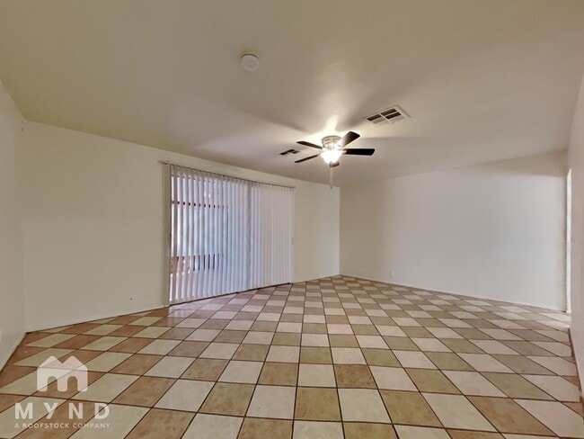 Photo - 5632 N 35th Ave