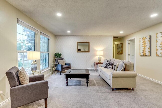 Photo - 15054 E Dartmouth Ave