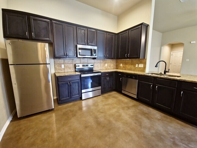 Photo - 415 Joanne Lp Unit 415 Joanne Loop A