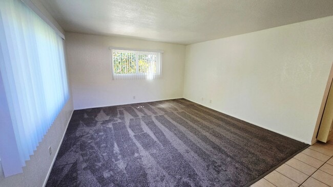 9374 Pradera Ave Unidad 3