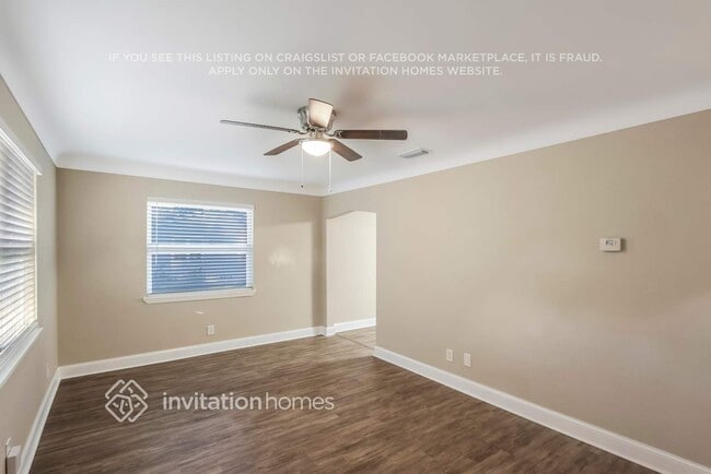 Photo - 4535 Emerson Ave S