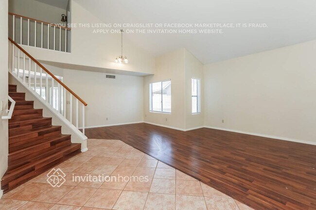 Photo - 1538 E Hearne Way