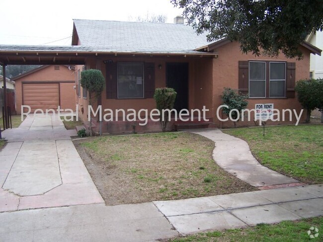 Building Photo - Cozy charming home. Ready now!