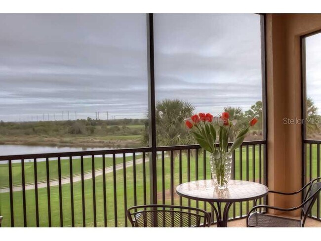 8309 Grand Estuary Trail Unidad 206