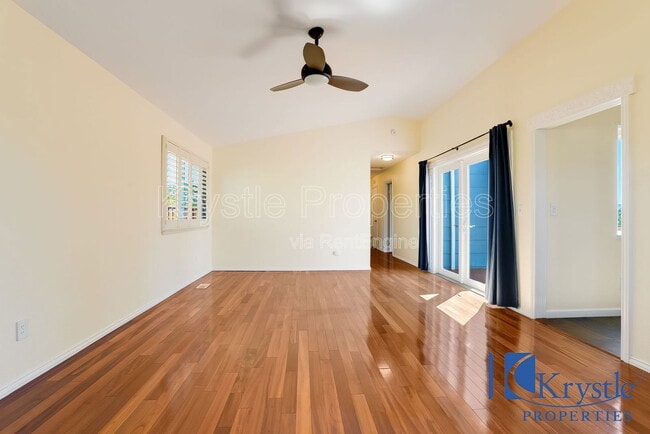 Photo - 530 N Regatta Dr Casa