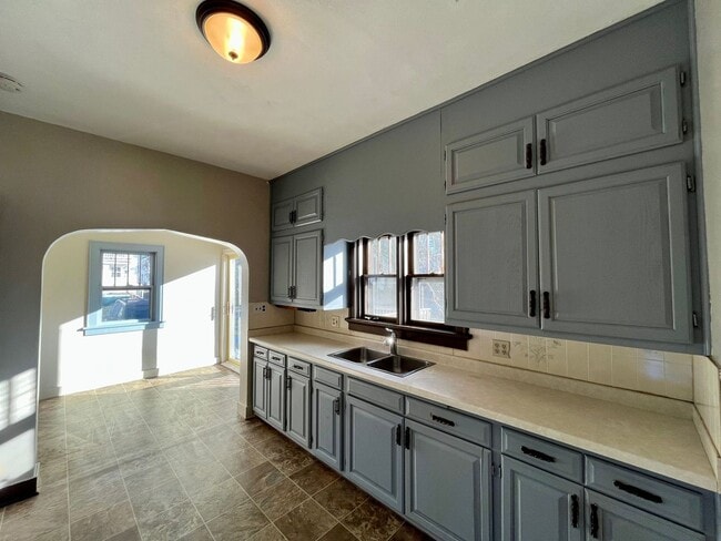 Photo - 619 Werle Ave Unidad Lower