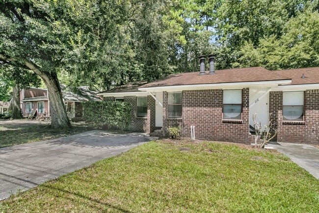Photo - 216 Parlor Dr