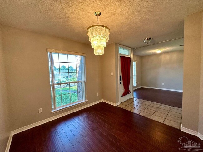 Photo - 6068 Toulouse Dr