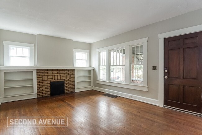 Building Photo - 4105 Avenue Q