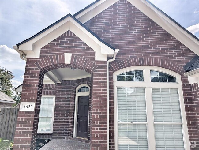 Building Photo - 3622 Englewood Dr Rental