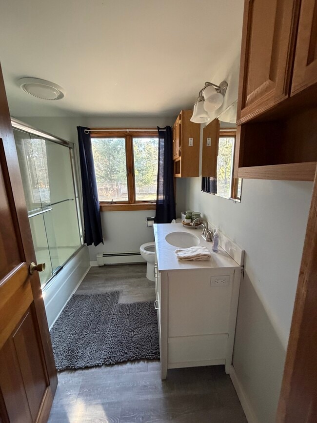 Photo - 10 Avery Ave