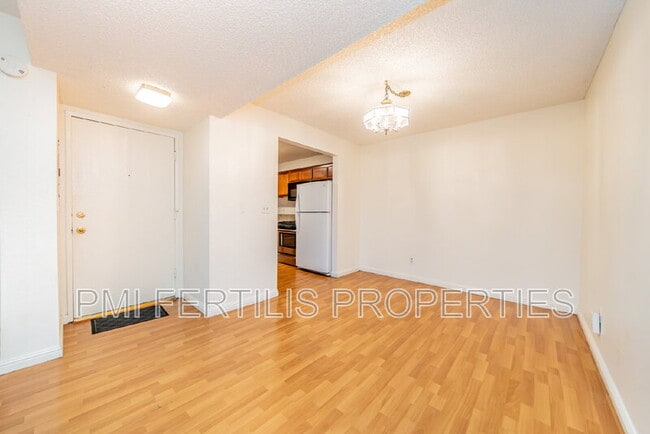 Photo - 8331 Vineyard Ave