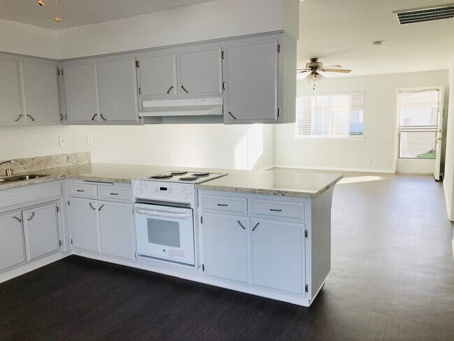 Photo - Catalina Gardens