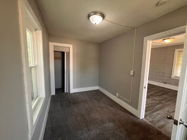 Photo - 2 bedroom 1 bath home in Rock Island